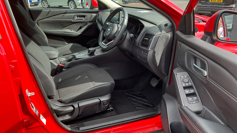 Nissan Qashqai 1.3 DiG-T MH 158 Acenta Premium 5dr Xtronic Petrol Hatchback